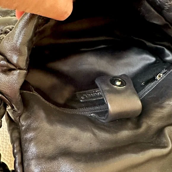 Chanel handbag - Picture 6 of 10